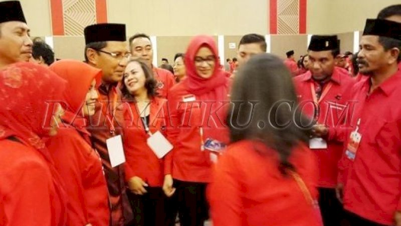 Danny Pomanto saat menghadiri Konfercab PDIP Makassar beberapa waktu lalu.