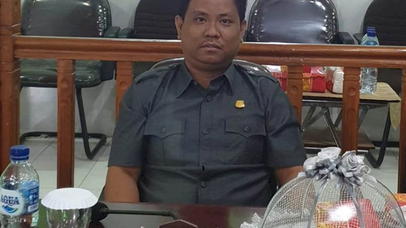 Ketua DPC PDIP Selayar, Muh Anas Kasman. 