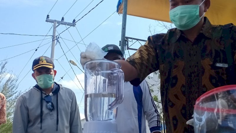 Kejaksaan Negeri Parepare memusnahkan barang bukti hasil kejahatan tindak pidana umum yang ditangani sepanjang 2018-2019, di halaman Kantor Kejari Parepare, Jumat (6/9/2019).