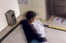 Ayah Tertangkap CCTV Bopong Bayinya yang Berusia 3 Hari ke Pembeli