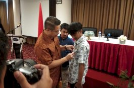 Fokus Pilwalkot Makassar, Ismak Kukuhkan Tim Ketuk Pintu dan #AnakMakassar