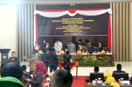 Bupati Masuk Gedung, Anggota DPRD Gowa yang Akan Dilantik Teriak, 