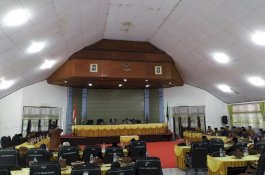 Masa Jabatan Berakhir, Anggota DPRD Barru Terima Dana Purna Bhakti Rp60 Juta Perorang