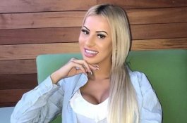 Tertembak di Dada, Wanita Cantik Ini Tewas Setelah Ditinggalkan Teman-temannya