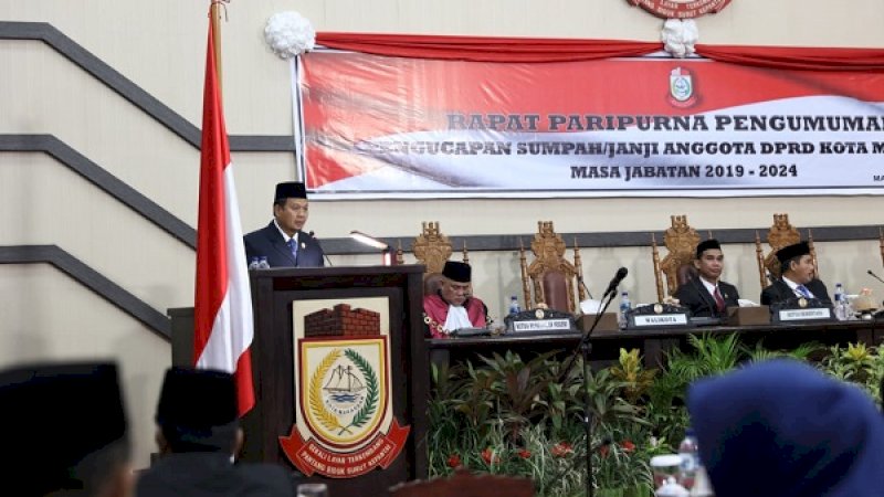 Wali Kota Makassar, Iqbal Suhaeb, saat sidang paripurna istimewa DPRD Kota Makassar di Gedung DPRD Kota Makassar, Senin (9/9/2019).