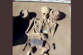 Arkeolog Temukan iPhone Berusia 2.000 Tahun Lebih