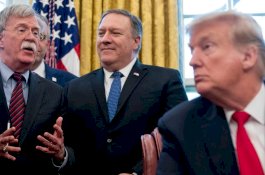 Trump Pecat Penasihat Keamanan Nasional John Bolton