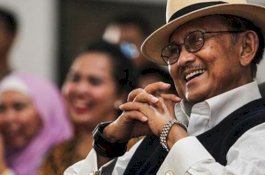 Mungkin Anda Mengalami Gejala Awal Gagal Jantung yang Diidap Habibie