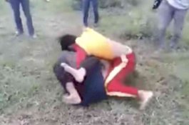 Viral Video Dua Remaja Putri Pinrang Berkelahi di Pinggir Sungai