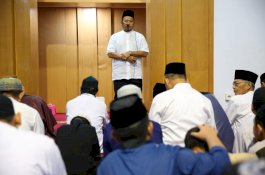 Makassar Beribadah, Iqbal Suhaeb Imbau Warga Jaga Kerukunan Beragama