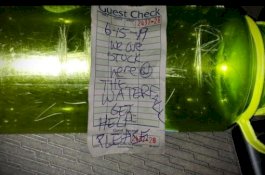 Sungguh Beruntung, 1 Keluarga Selamat dari Kematian Berkat Pesan dalam Botol