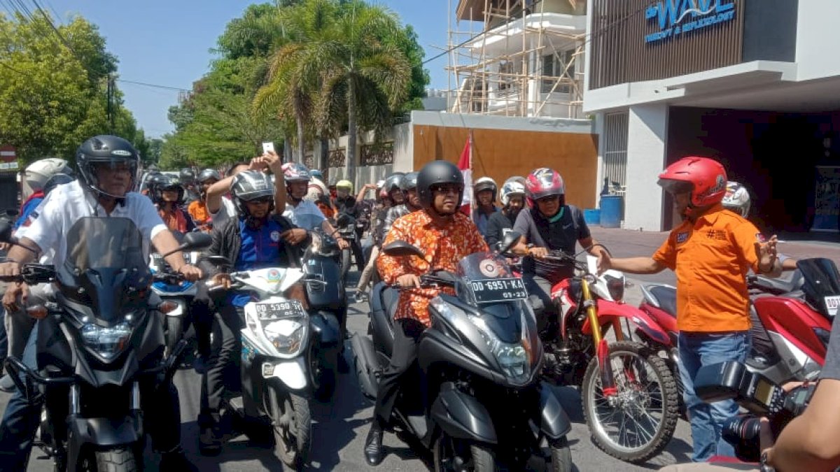 Konvoi Motor, Danny Kembalikan Formulir di PDIP Makassar