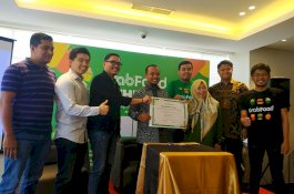 Pemprov dan Pemkot Teken MoU Bersama Grabfood Kurangi Sampah Plastik