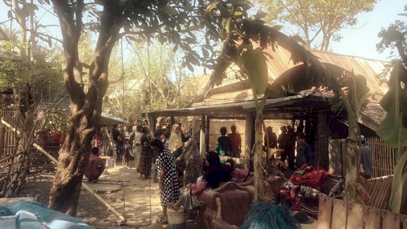 Pembongkaran rumah pelaku pencabulan di Bulo-Bulo, Jeneponto.
