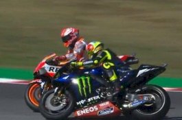 Tak Ambil Pusing Rossi Dihukum atau Tidak, Marquez: Dia Bukan Kandidat Juara