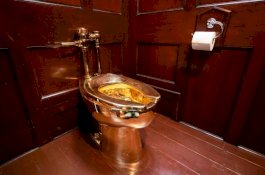 Toilet Emas Bernilai Rp17 Miliar yang Dipasang di Istana Blenheim Telah Dicuri