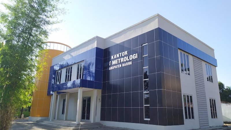 Kantor UPT Metrologi milik Dinas Koperasi, UKM, dan Perdagangan Barru.