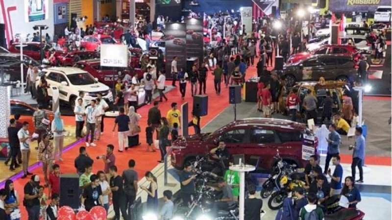 Kemeriahan pada hari terakhir GIIAS Makassar 2019.