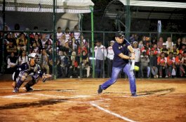 Danny Pomanto Buka Kejuaran Softball Internasional Makassar Open 2019