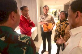 Wiranto Siap Tebar Garam ke Awan, Jokowi Salat Minta Hujan di Riau