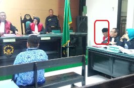 Hakim Periksa Dokter Forensik, Wahyu Jayadi Menunduk, Suami Zulaeha Menunggu di Luar