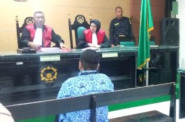 Dengar Kesaksian Dokter Forensik, Keluarga Zulaeha Histeris dalam Persidangan