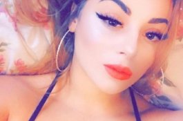 Bertengkar Hebat, Gadis Cantik Ini Gigit Puting Wanita di Klub Malam