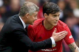 Manchester United Perpanjang Kontrak Victor Lindelof Hingga 2024