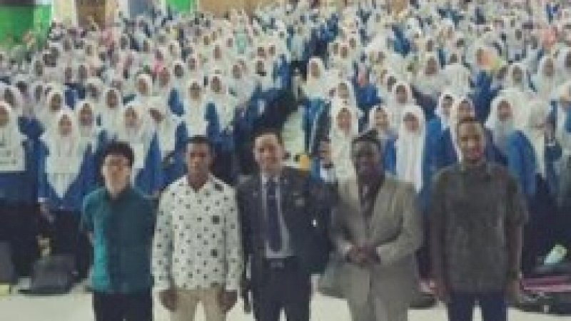 862 Maba di FKIP Unismuh Diajak Pakai Tumbler