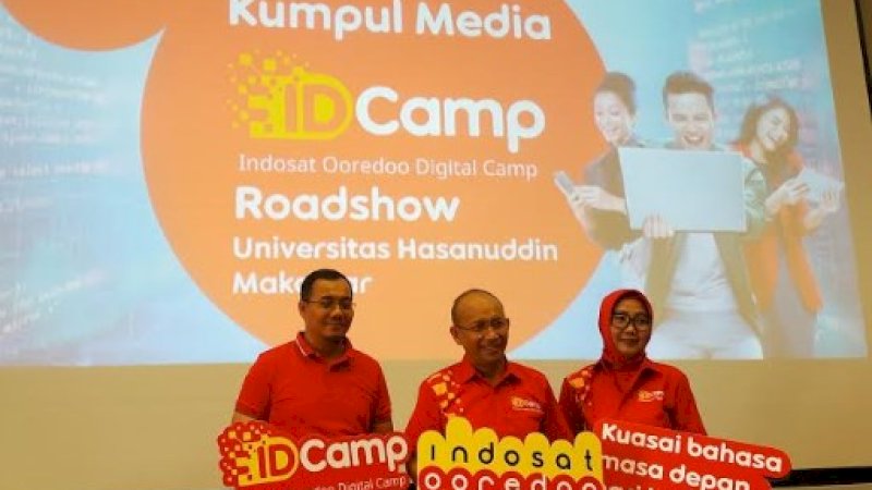 Puluhan Mahasiswa Unhas Ikut Roadshow IDCamp Indosat Ooredoo