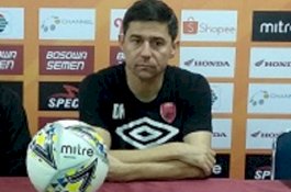 Pemain Bayar Sendiri Denda, Cara Pelatih PSM Minimalkan Hukuman Kartu