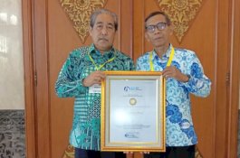 Terima Penghargaan dari IGI Pusat, Bupati Sidrap Bilang Begini