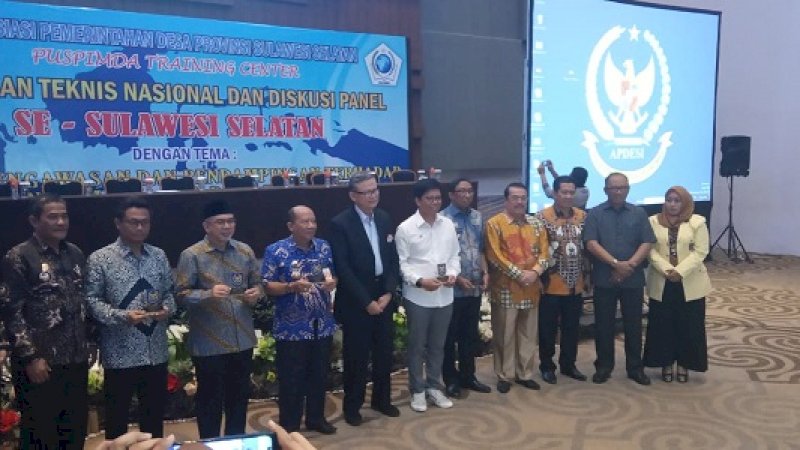 Bimbingan teknis nasional dan diskusi panel DPD Asosiasi Pemerintah Desa Provinsi Sulsel di Hotel Four Ponts by Sheraton, Jalan Andi Djemma, Makassar, Jumat (20/9/2019).