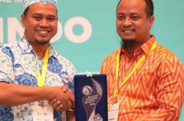 Inovasi Pendidikan Tahfiz, Wakil Gubernur Sulsel Terima Penghargaan dari IGI