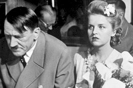 Celana Dalam dan Gaun Tidur Adolf Hitler Terjual Rp110 Juta di Lelang