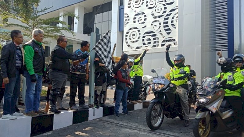 Kantor Wilayah Bank Mandiri Region X Makassar menjadi tuan rumah Kopi Darat Nasional (Kopdarnas) Mandiri Bikers Club Indonesia (MBCI) se-Indonesia.