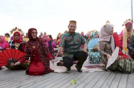 Hadiri Flash Mob Pakarena, Iqbal Suhaeb: Makassar Cinta Damai