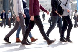 8 Manfaat Mengawali Hari dengan Jalan Kaki