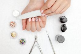 Pulang dari Salon Kuku, Jari Wanita Ini Terinfeksi Bakteri Pemakan Daging