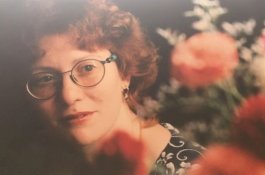 Perempuan Korban Pelecehan Seksual Ciptakan Ribuan kepribadian agar Dapat Bertahan dari Siksaan Ayah