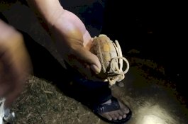 Cari Batu Gunung, Warga Pangkep Juga Dapat Granat Aktif Peninggalan Jepang