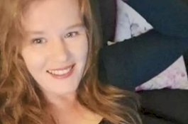 Usai Bunuh Ibunya Wanita Cantik Ini Lari ke Tetangga, 