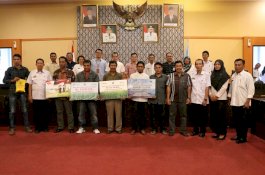 Gagal Panen di Musim Kemarau, Pemkab Bantaeng Salurkan Klaim Asuransi Pertanian