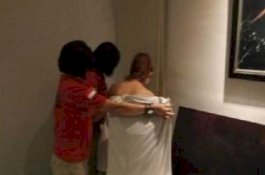 Suami Dosen Digerebek Isrtrinya saat Asyik Indehoi Bareng SPG Rokok