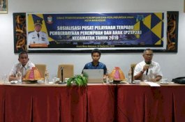 Kadis P3A Sulsel Jadi Pembicara pada Sosialisasi P2TP2A