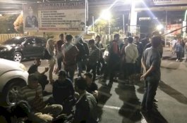 Tak Terlibat Pengerusakan Mobil Dinas, Mahasiswa Unhas Jemput Temannya ke Polrestabes
