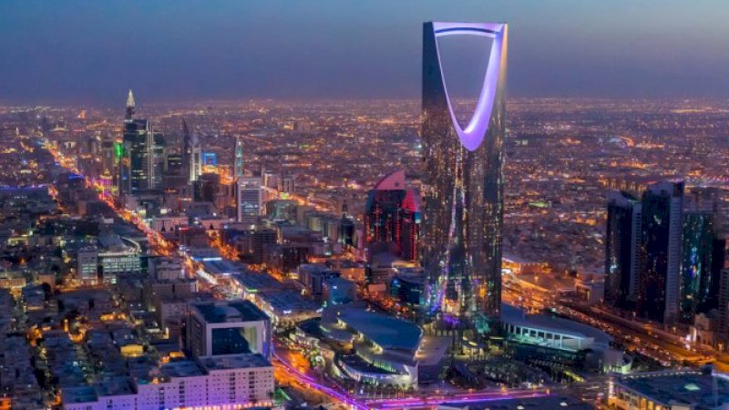 Tak Mau Bergantung di Minyak, Arab Saudi 'Buka Pintu' Buat Wisatawan