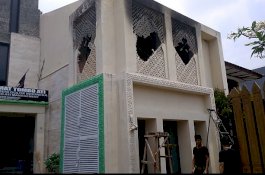 Opick di Luar Kota saat Rumahnya Terbakar