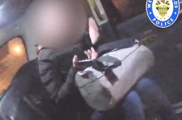 Supir Taksi Selamatkan Wanita Hamil dari Pedagang Seks