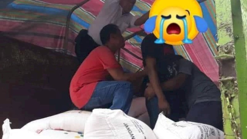 Sopir truk gantung diri di Kampar, Riau.